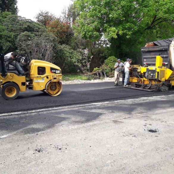 Pavimentación asfáltica playa de maniobras, 9 de Abril. – TYC SA