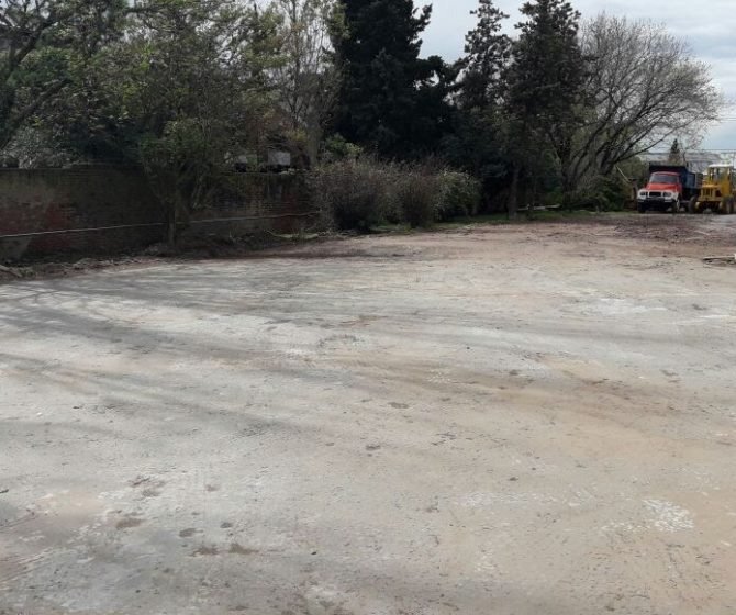 Pavimentación asfáltica playa de maniobras, 9 de Abril. – TYC SA